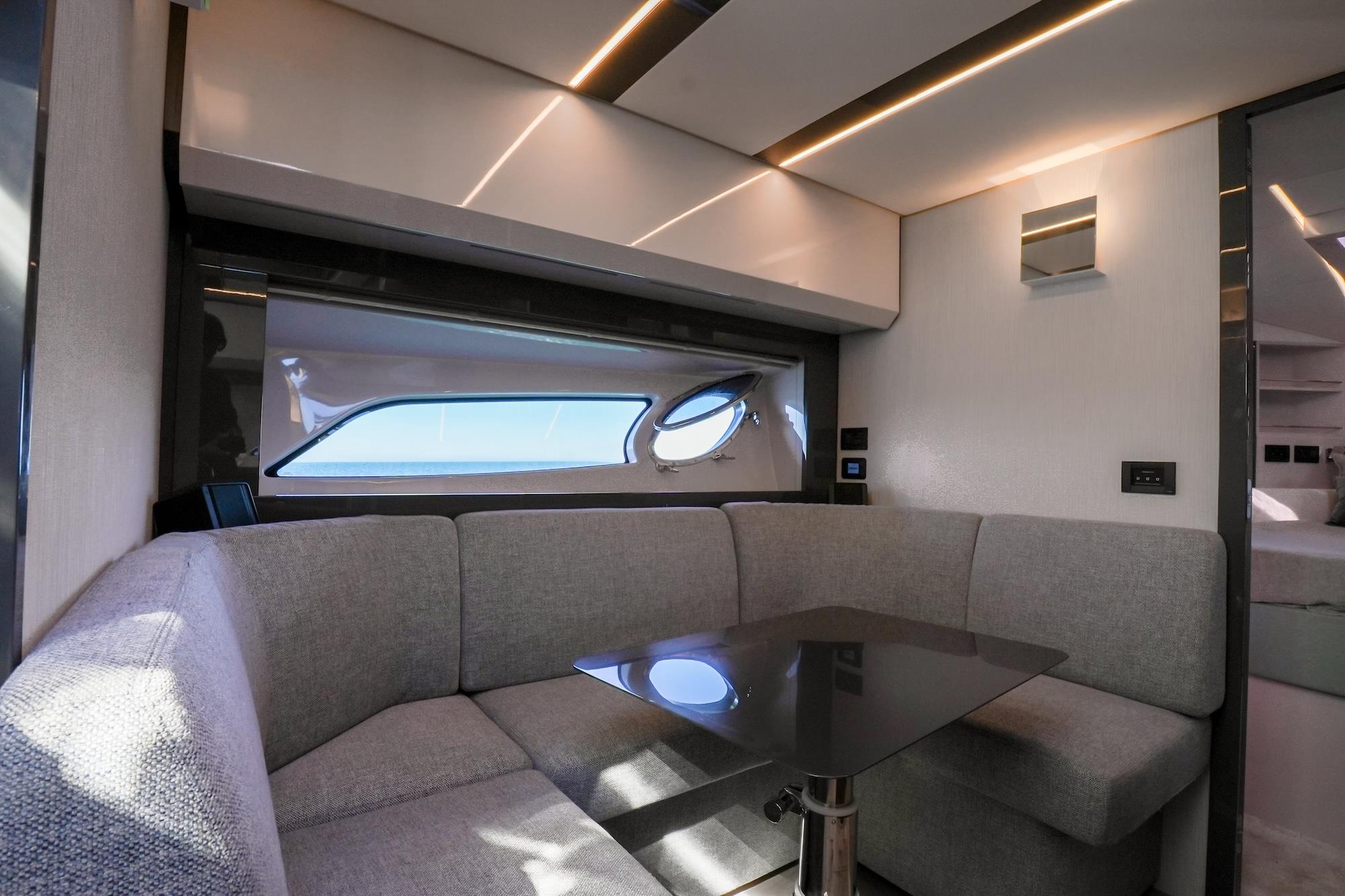 2024 PERSHING 5X 